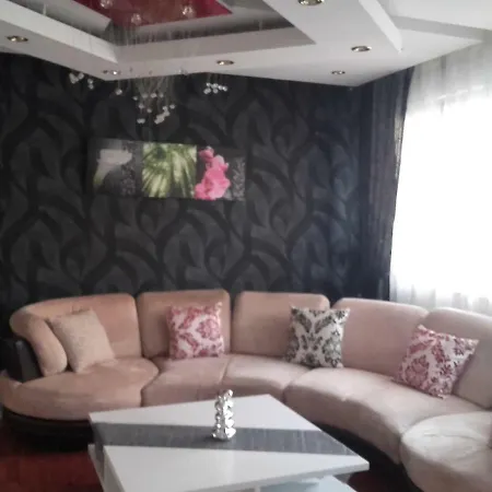 La Bagatelle Apartment
